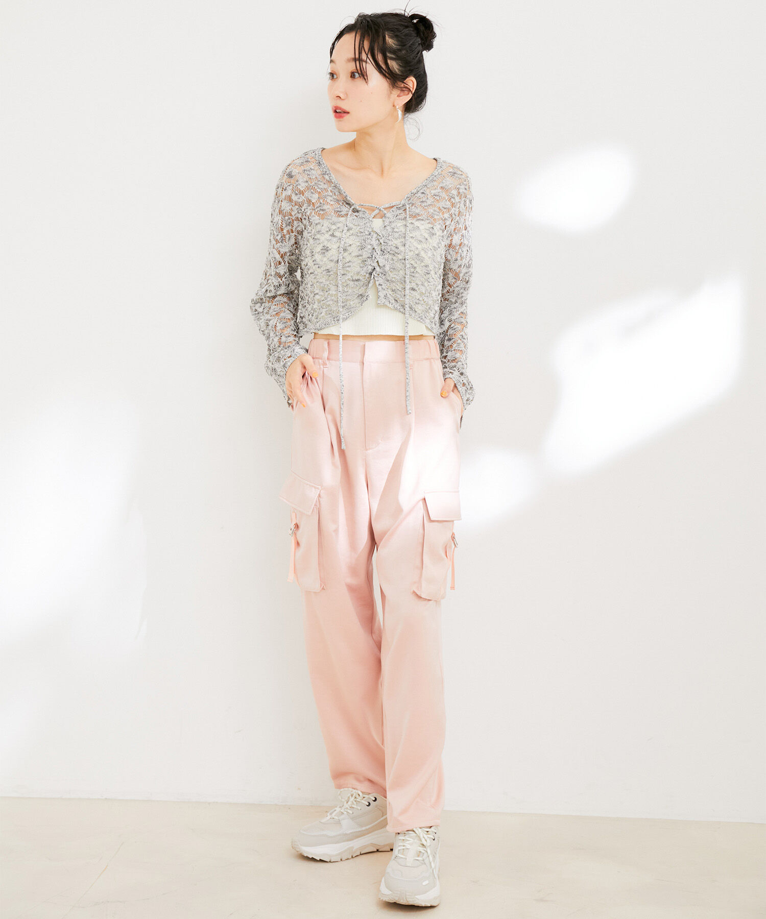 VIS「【前後2WAY】リネン混レースアップ透かしラメカーディガン」|カーディガン|