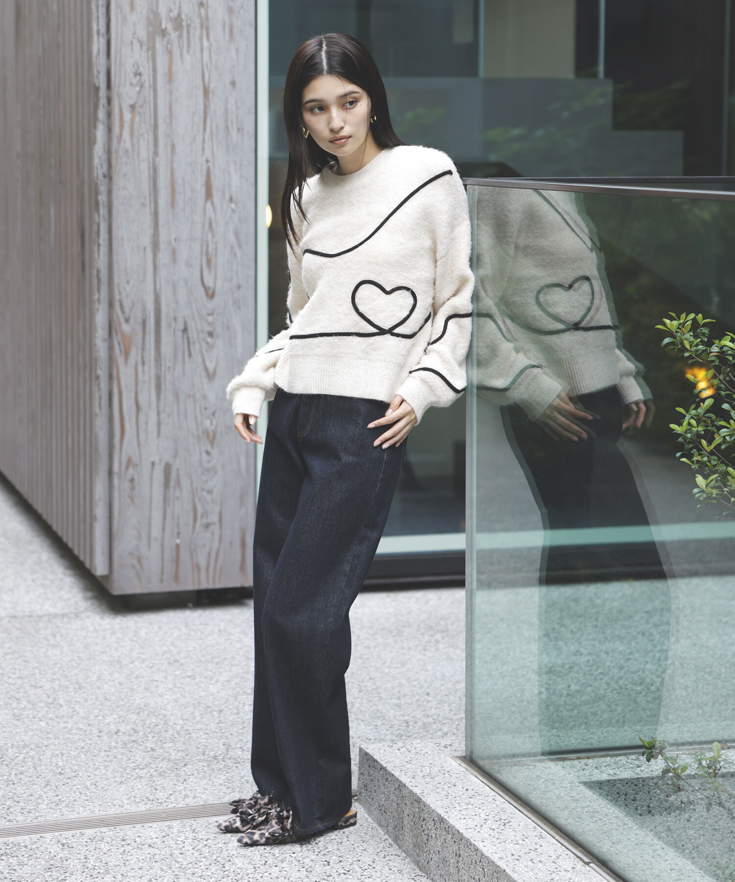 VIS「【洗える】ハート＆リボンコード刺繍ニットプルオーバー」|ニット・セーター|