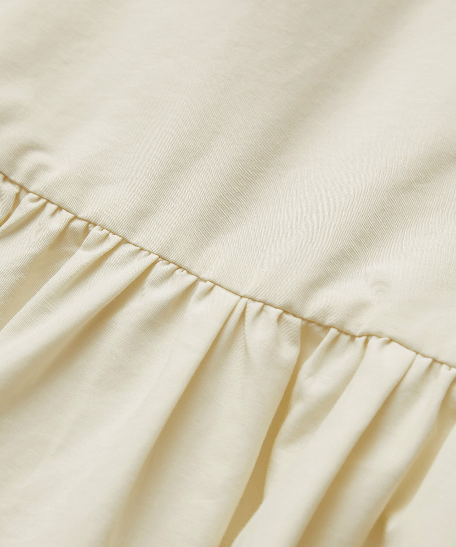 ADAM ET ROPE'「【再入荷・新色追加・サステナブル】ペプラムジップブラウス」|シャツ・ブラウス|