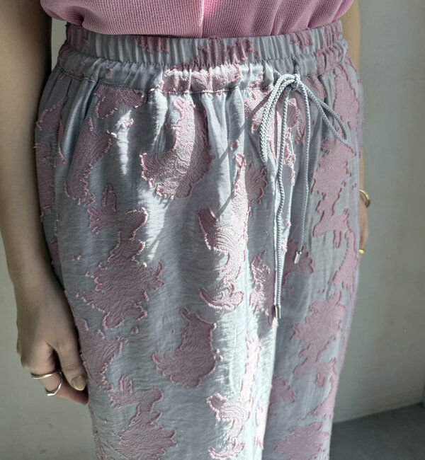  「【WEB限定】ペイズリージャガードイージーパンツ」|チノ|