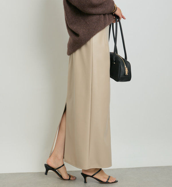  「【ストレッチ性抜群】レザーライクタイトスカート」|スカート|