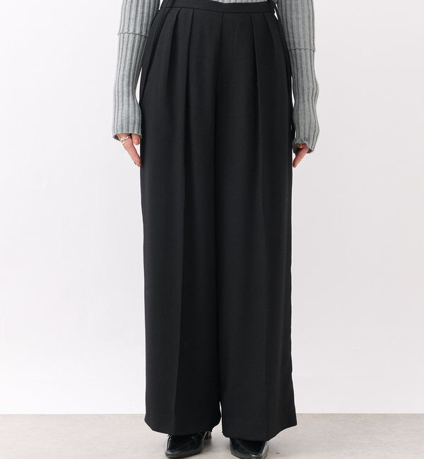  「【大人の着こなしに】ナローサスペンダーパンツ」|チノ|