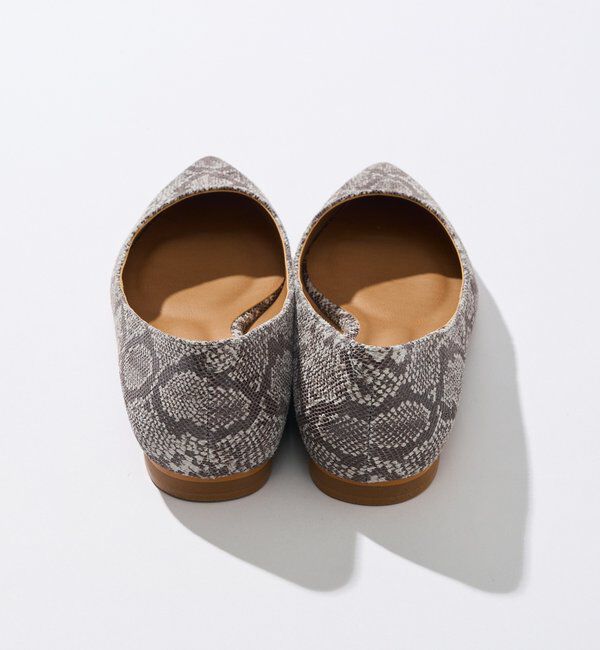  「【エッジの効いた足元に】パイソン柄フラットパンプス」|パンプス|