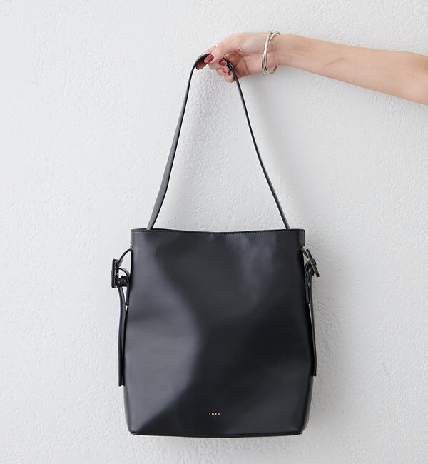  「loti サイドベルトワンハンドルトート」|トートバッグ|