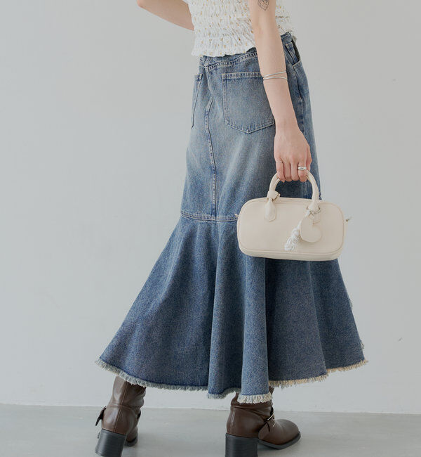  「【2サイズ展開】裾フリンジタイトフレアデニムスカート」|スカート|