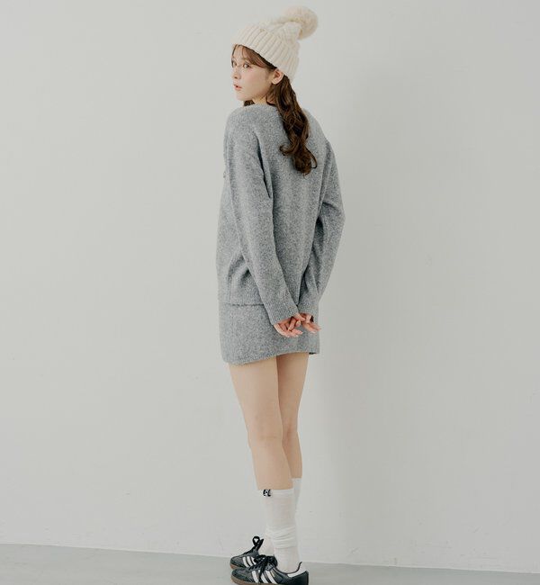  「【セットアップ対応】胸ロゴVネックルーズニット」|ニット・セーター|