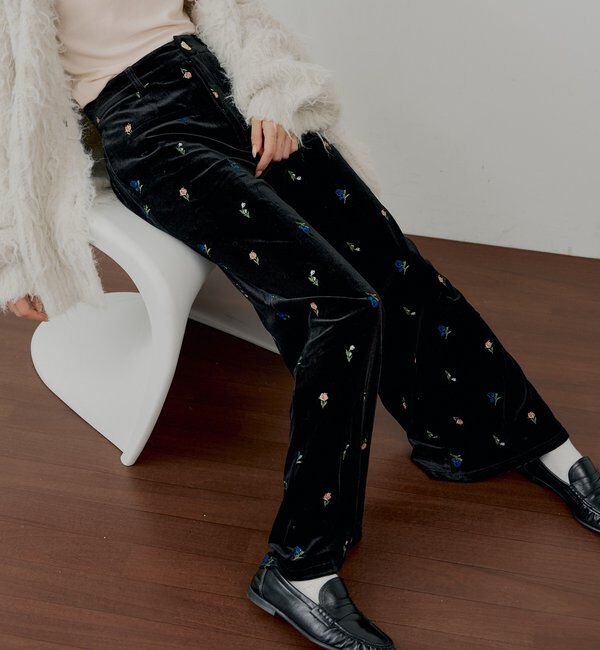  「【SALON by Chico】金釦ベロアスラックスパンツ」|チノ|