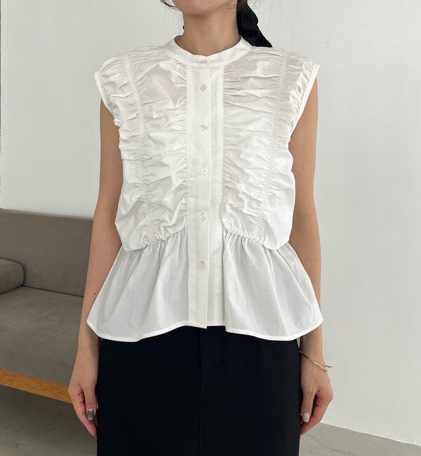  「【春に人気だったアイテムが夏仕様に】シャーリングペプラムノースリシャツ」|シャツ・ブラウス|