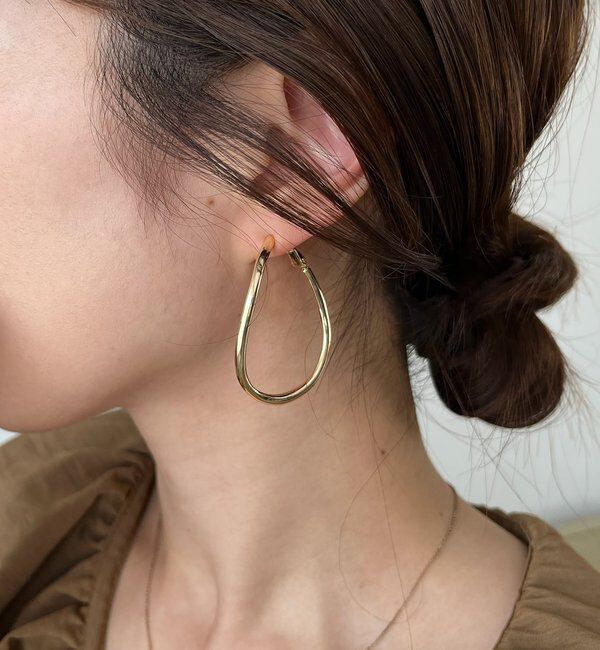  「〈GOLDY/ゴールディ〉カービーフープイヤリング」|リング|