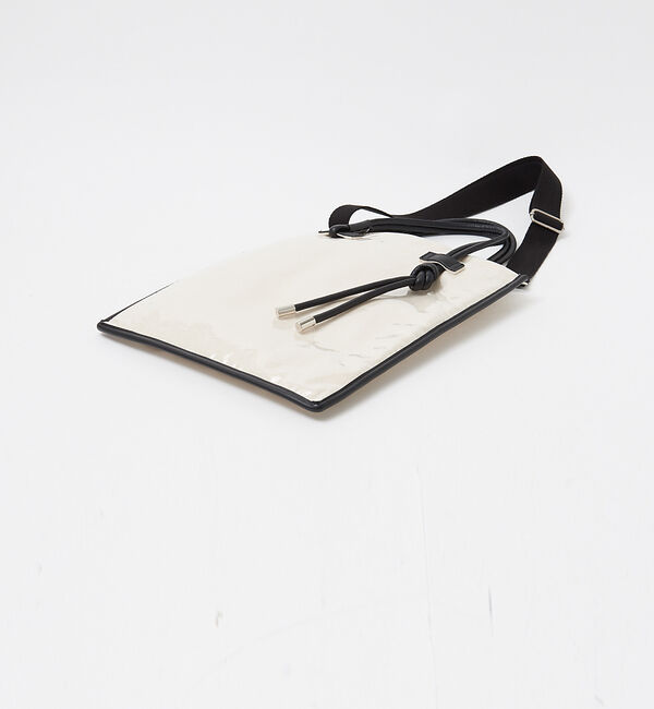 qualite「【エディター高橋志津奈 &times; qualite】2WAY PCトートバッグ」|トートバッグ|