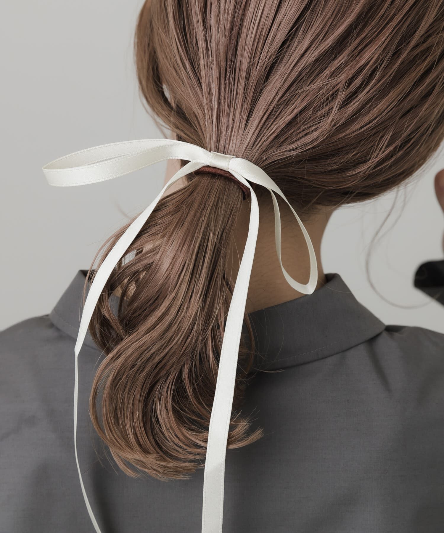 SMELLY「ロングサテンリボンヘアポニー」|ヘアゴム・シュシュ|