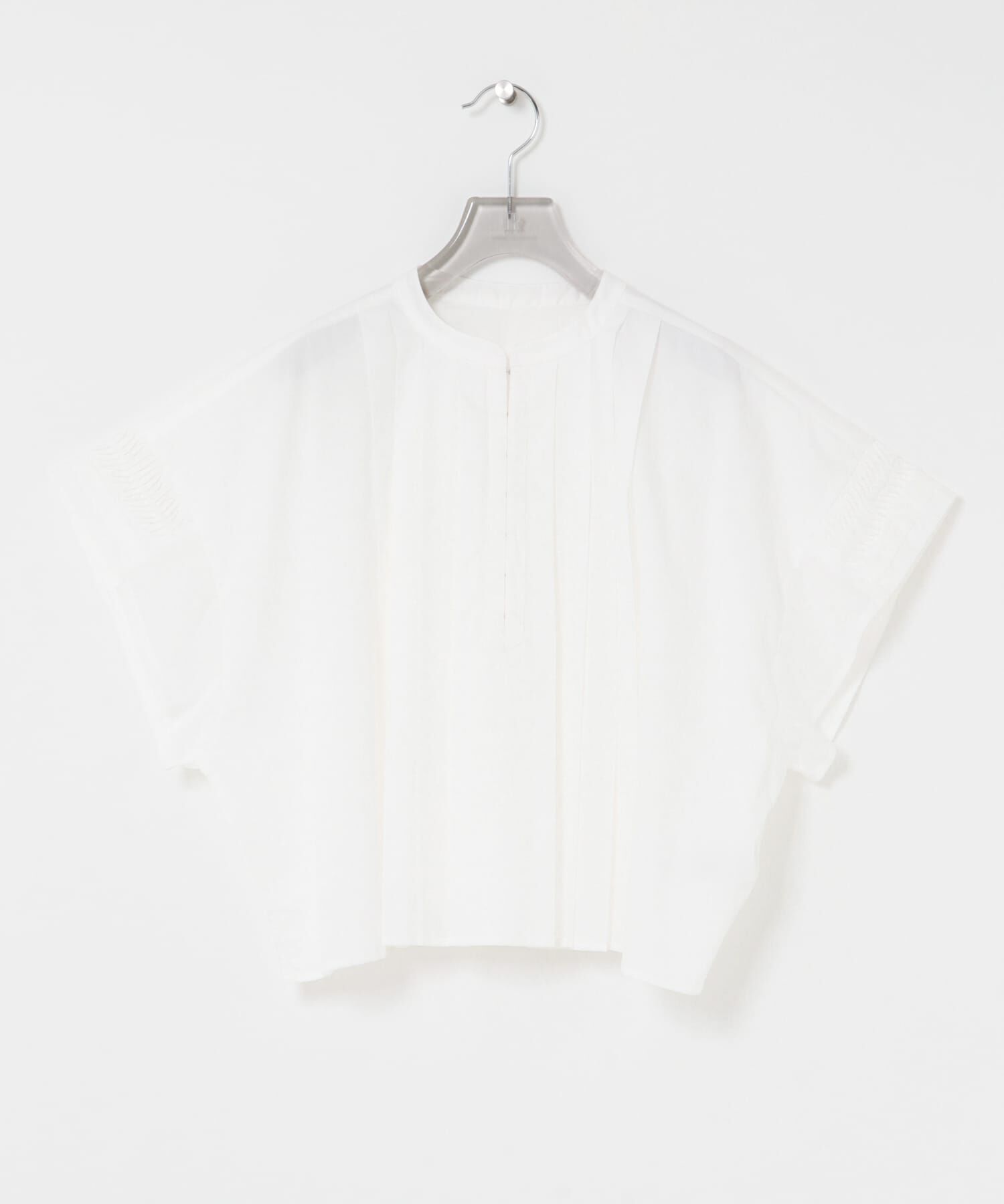 URBAN RESEARCH「ハーフスリーブタックショートシャツ」|シャツ・ブラウス|