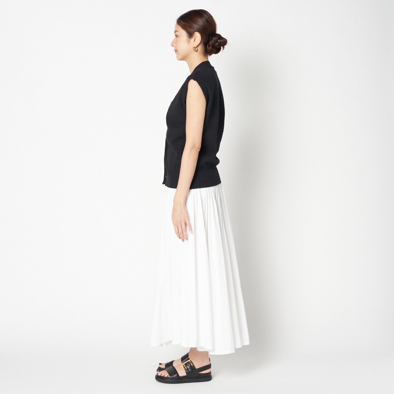 HELIOPOLE「HELIOPOLE METAL BUTTON KNIT VEST」|ベスト・ジレ|