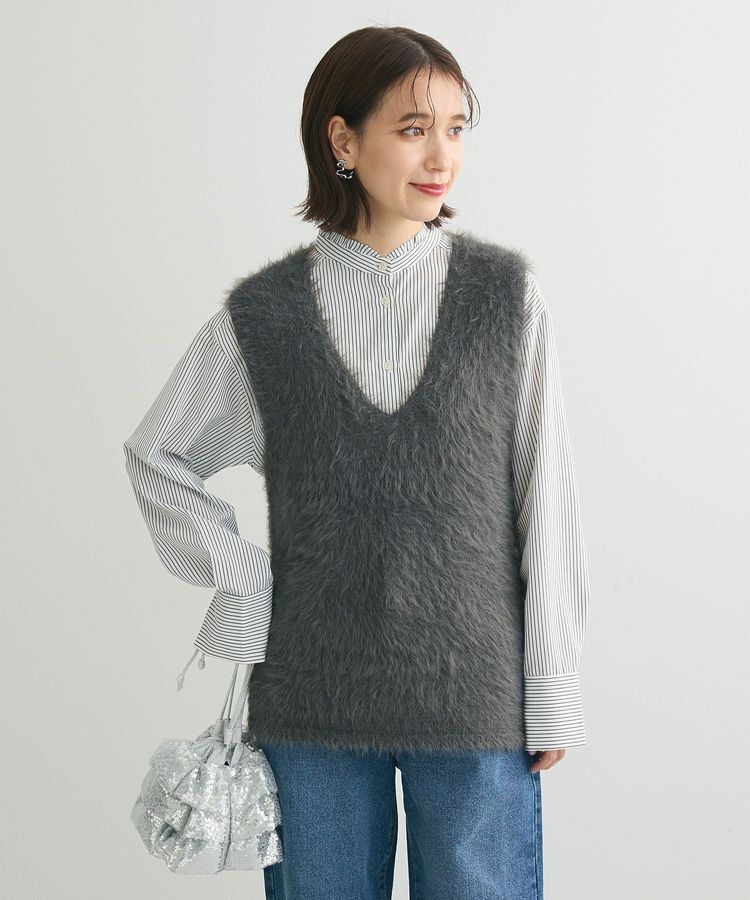 Green Parks「・Petit Fleur シャギーVネックベスト」|ベスト・ジレ|Charcoal Gray