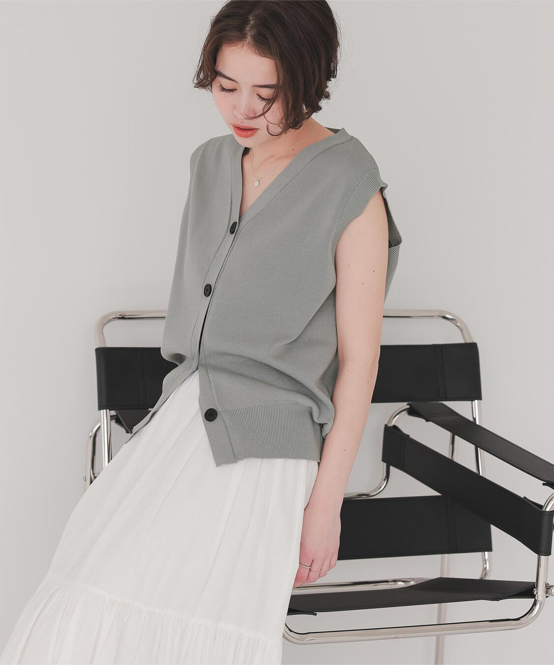 titivate「ベーシックフロント釦ニットベスト」|ニット・セーター|