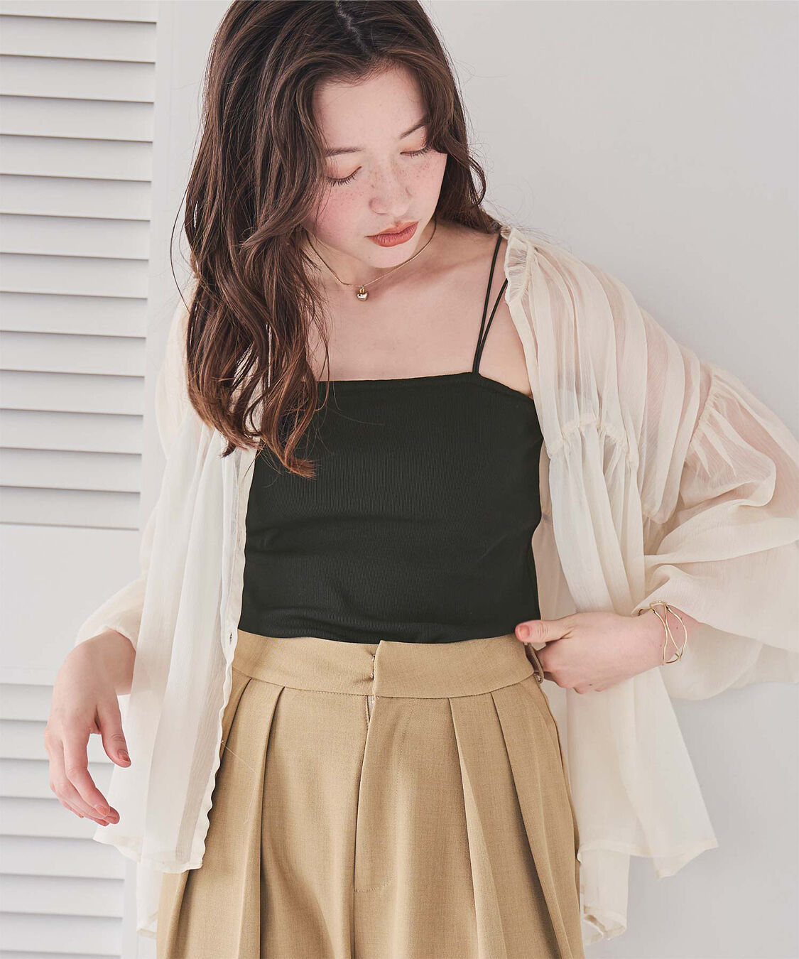 titivate「カップ付きダブルストラップキャミソール」|キャミソール|ブラック