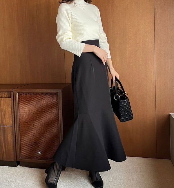  「WEB限定／【マイナス5キロ見え】後ろレースアップマーメイドスカート」|スカート|