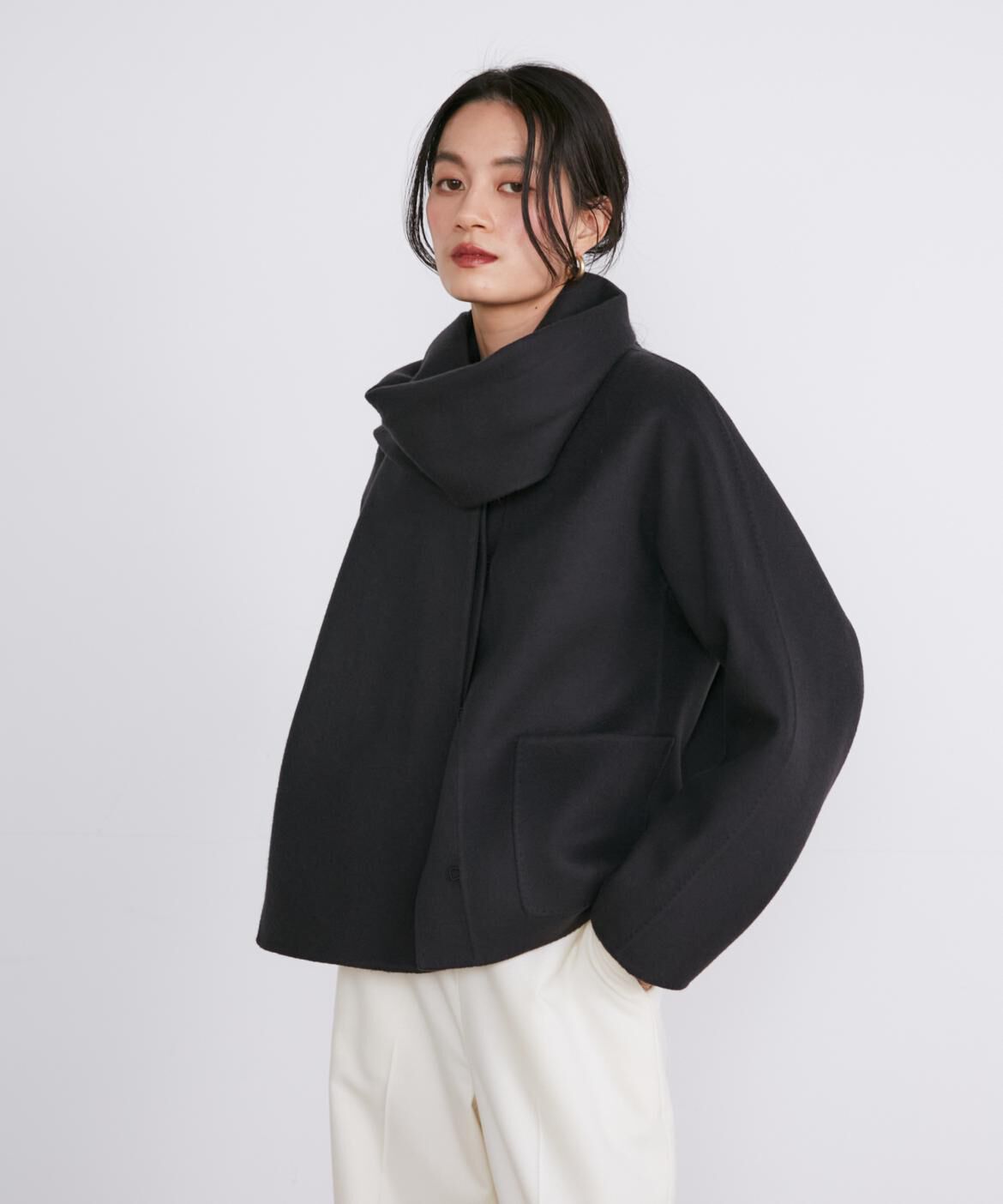 INED「《大きいサイズ》ノーカラーリバーブルゾン《Bellandi》」|その他|ネイビー