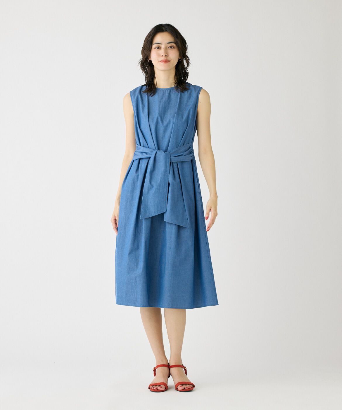 I.T.'S international「ライトデニムウエストリボンワンピース」|ワンピース|