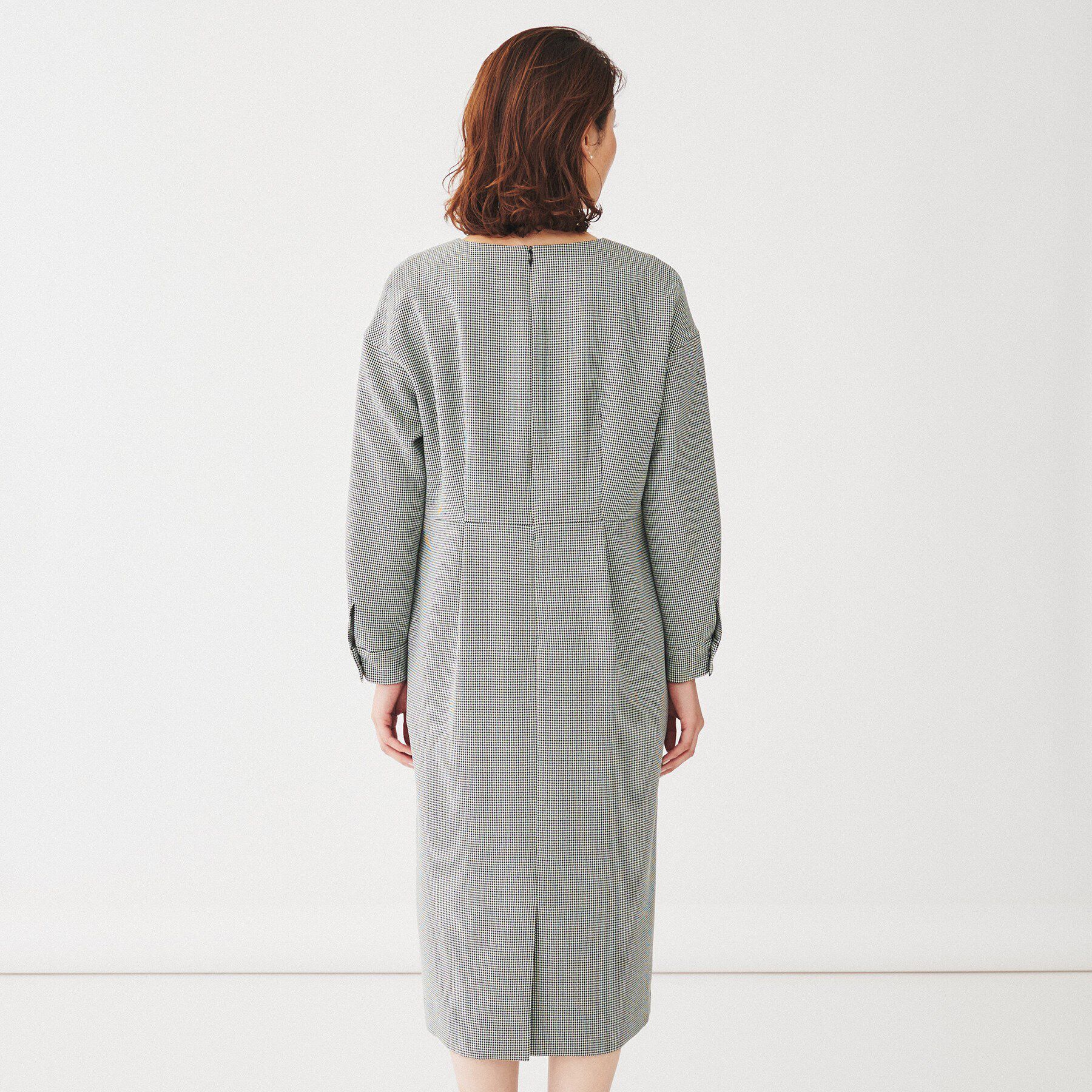 UNTITLED「【きれいめ/日本製】キーネックナローワンピース」|ワンピース|