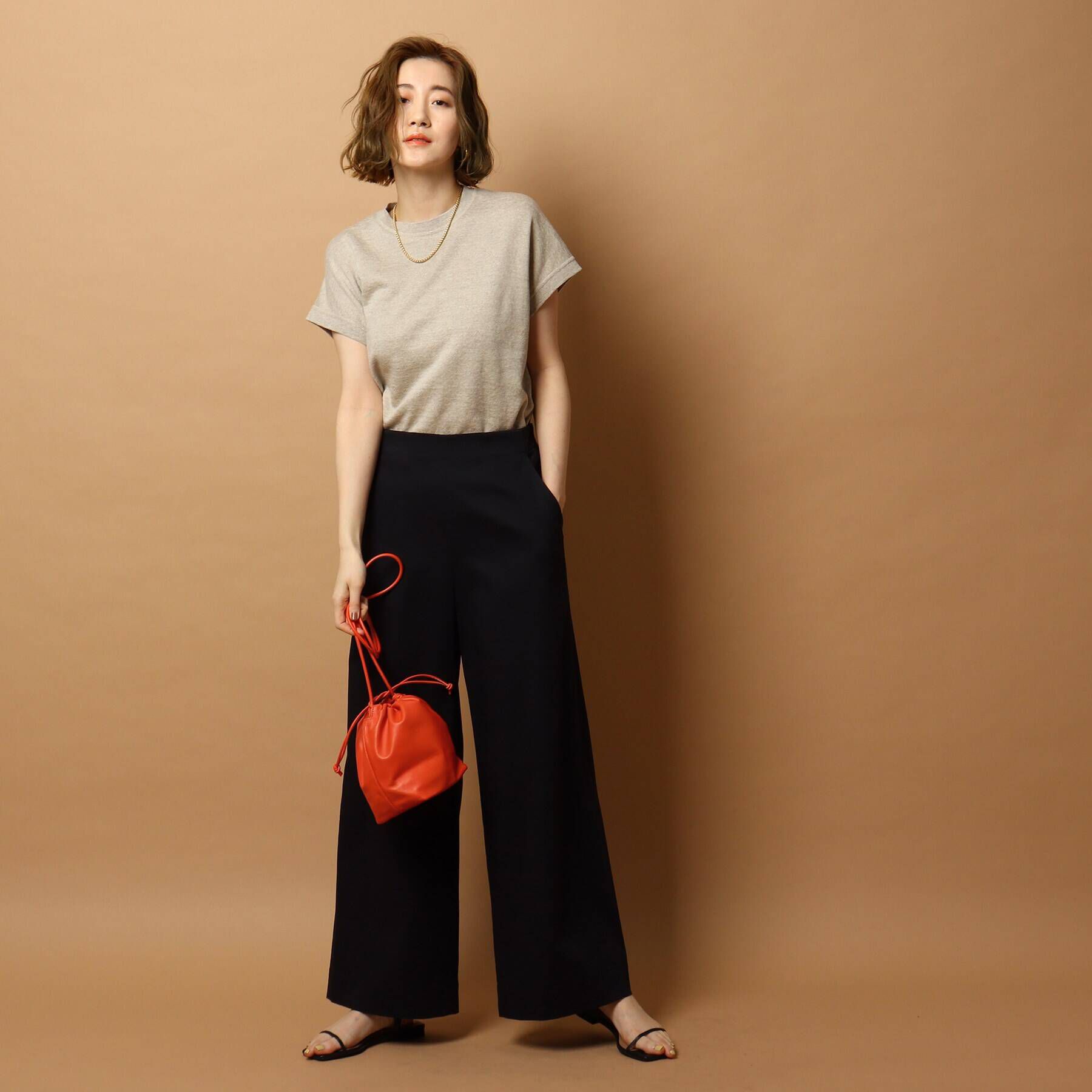 DRESSTERIOR「【CLASSY.12月号掲載】ラムレザーバルーンバッグ」|ショルダー・メッセンジャー|