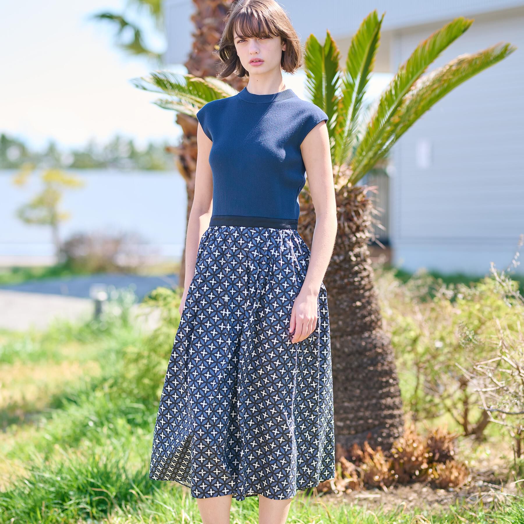 DRESSTERIOR「【洗える】オーバーラップサークルフレンチスリーブワンピ」|ワンピース|