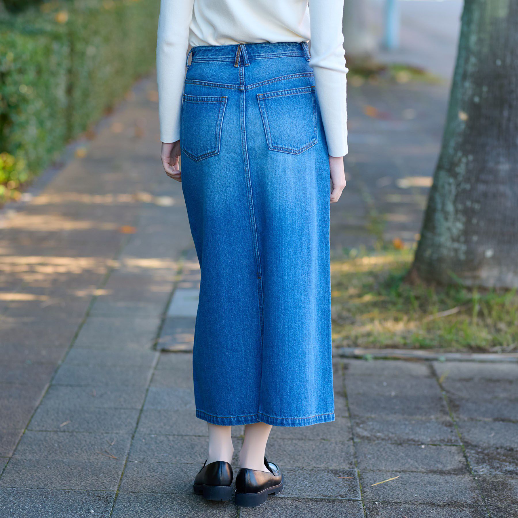 DRESSTERIOR「【洗える/後ろスリット】ユーズド加工デニムナロースカート」|スカート|