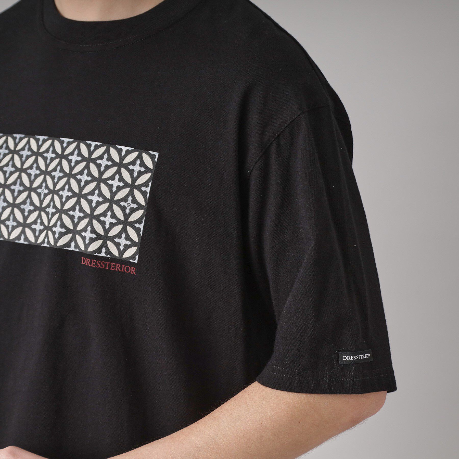 DRESSTERIOR「【接触冷感/UVカット】BACK BREEZE TECH オーバーラップサークルプリントTシャツ」|Tシャツ・カットソー|