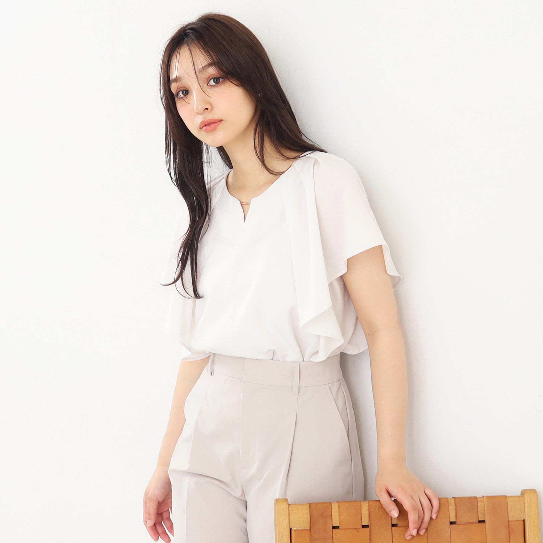 index「タックフレアスリーブブラウス【洗濯機洗い可/吸水速乾/防シワ/抗ピル】」|シャツ・ブラウス|アイボリー(004)