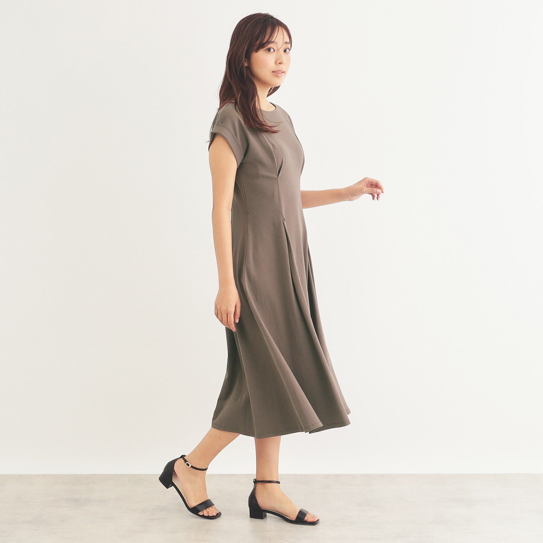 index「《5color/S-LLsize》UV ウエストタックフレアワンピース【接触冷感/洗濯機洗い可】」|ワンピース|