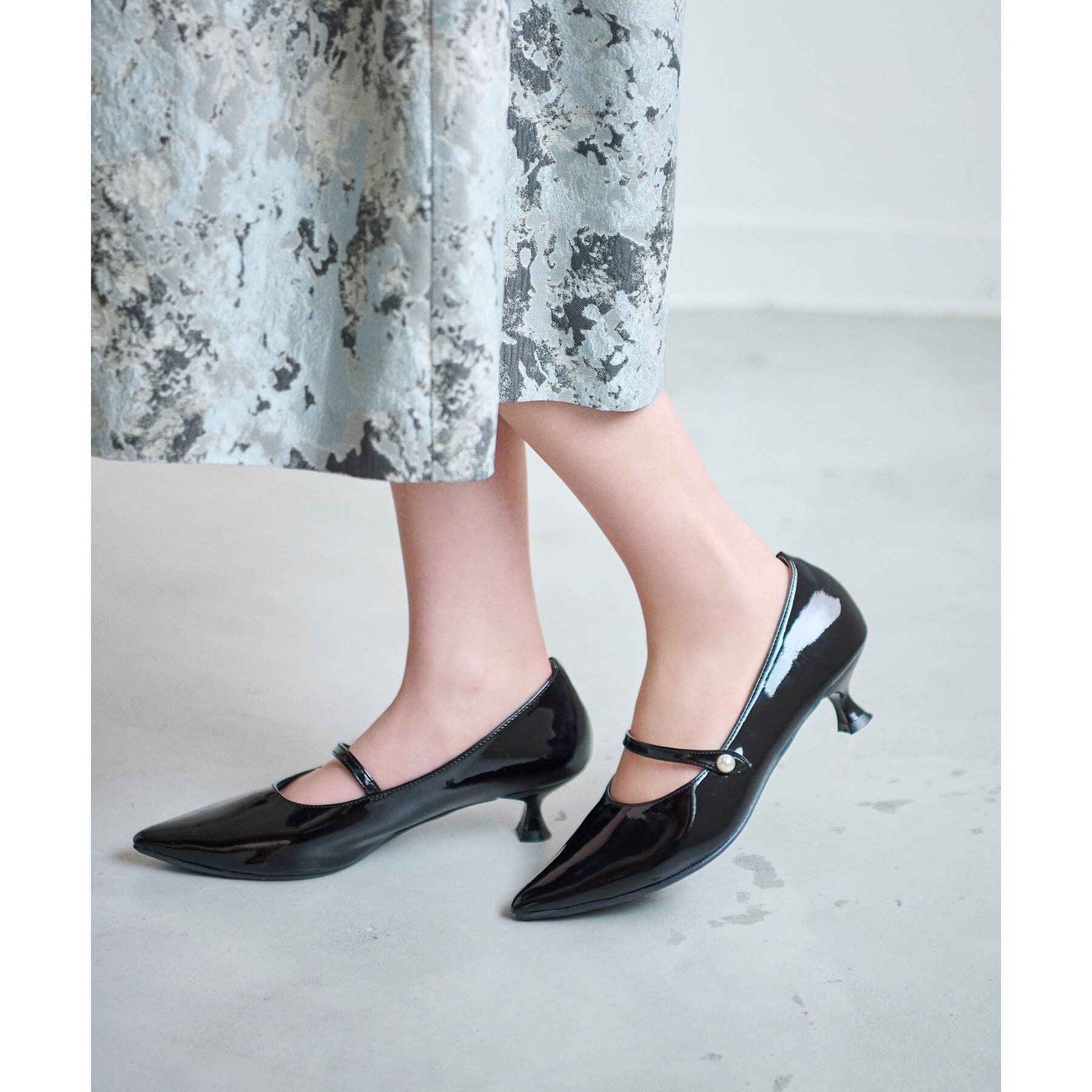 index「エナメルパール調ストラップパンプス」|パンプス|