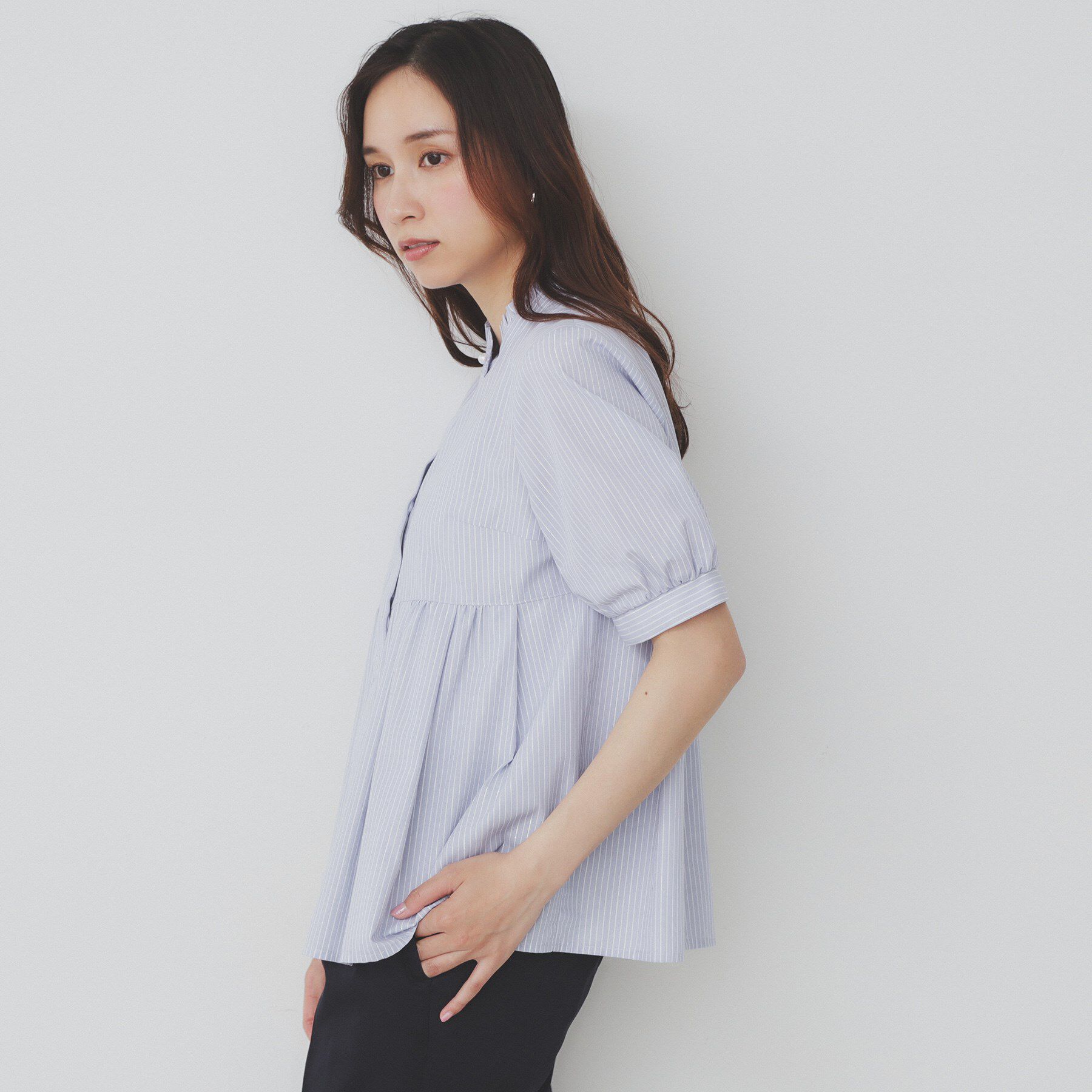 index「《5色展開》フリルバンドカラーペプラムブラウス【洗濯機洗い可/イージーアイロン/防シワ】」|シャツ・ブラウス|