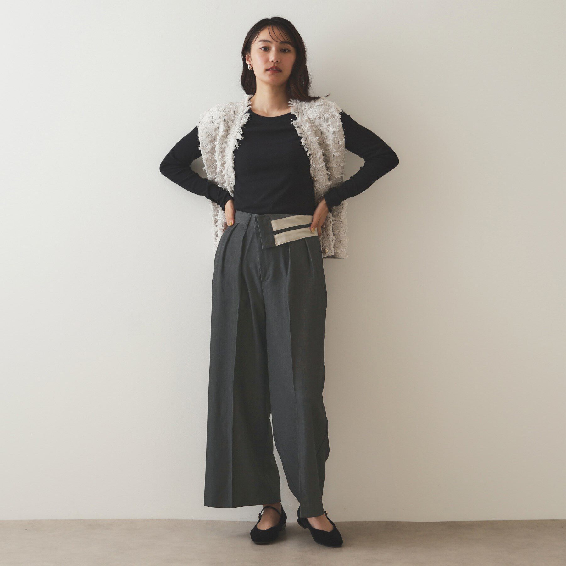 OPAQUE.CLIP「マーベルトデザイン タックワイドパンツ【洗濯機洗い可】」|その他|