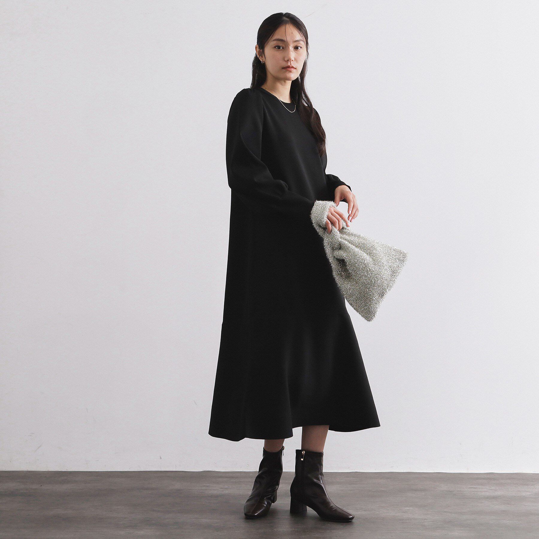 OPAQUE.CLIP「裾フレアニットワンピース【洗濯機OK/抗ピル】」|ワンピース|