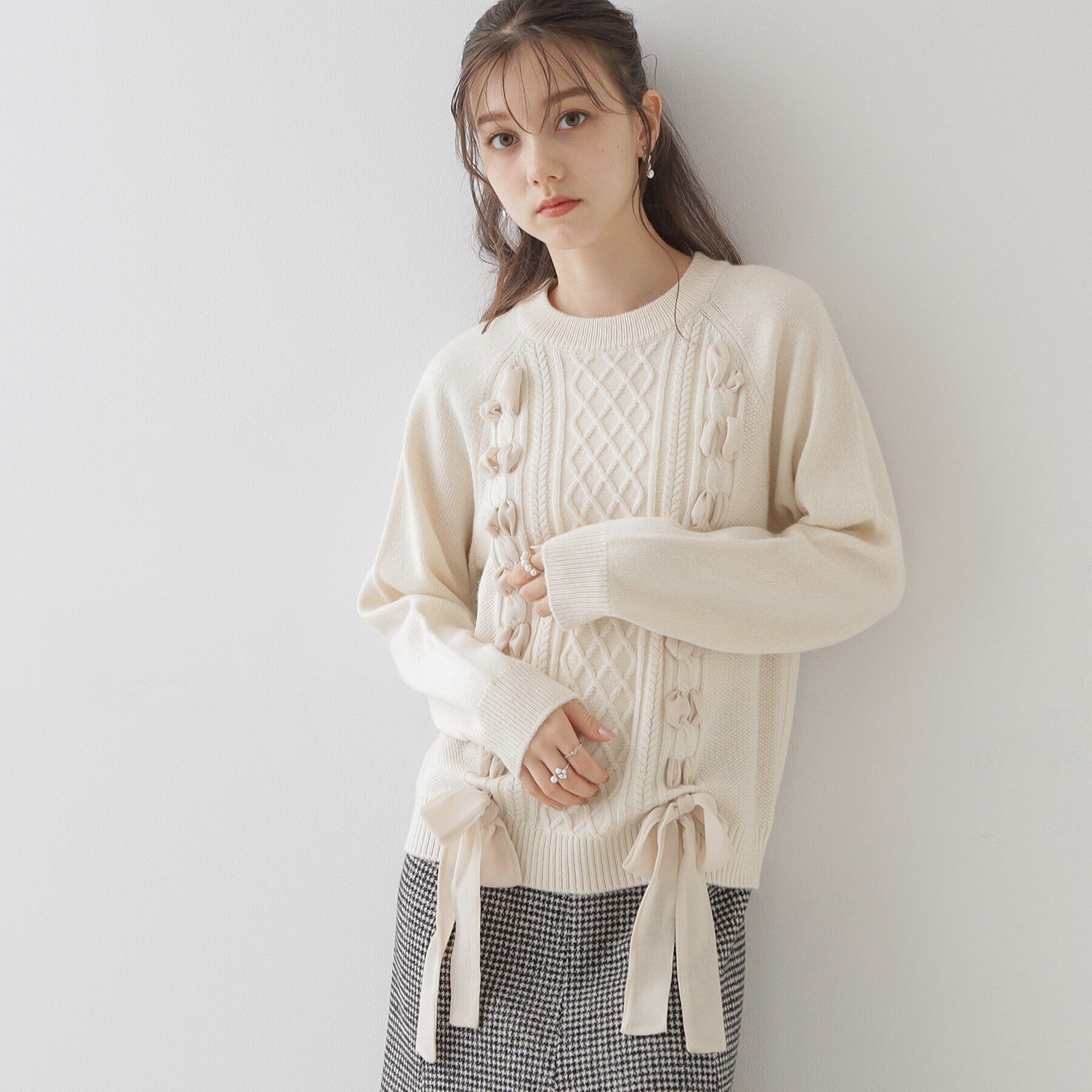 Couture broach「【可愛く着映える主役級ニット】リボンケーブルニット」|ニット・セーター|