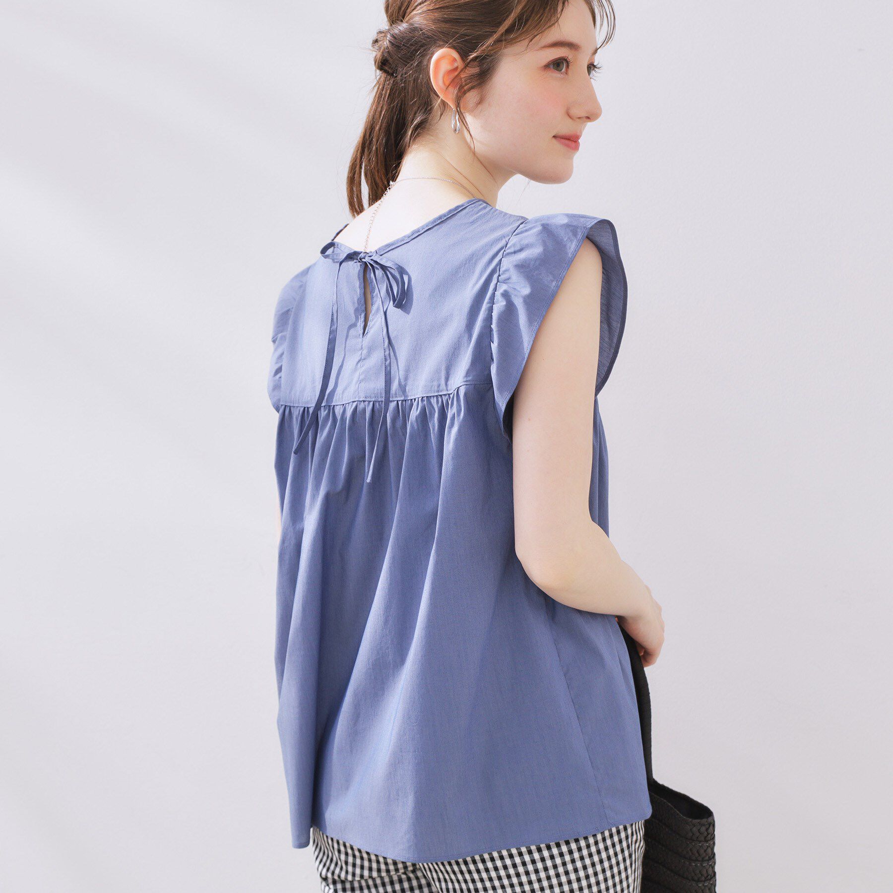 Couture broach「【大人可愛い・きれいめ】ランダムタックシャツブラウス」|シャツ・ブラウス|