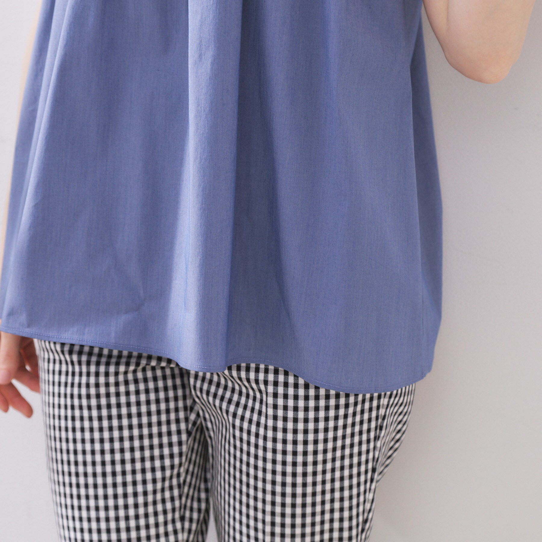 Couture broach「【大人可愛い・きれいめ】ランダムタックシャツブラウス」|シャツ・ブラウス|