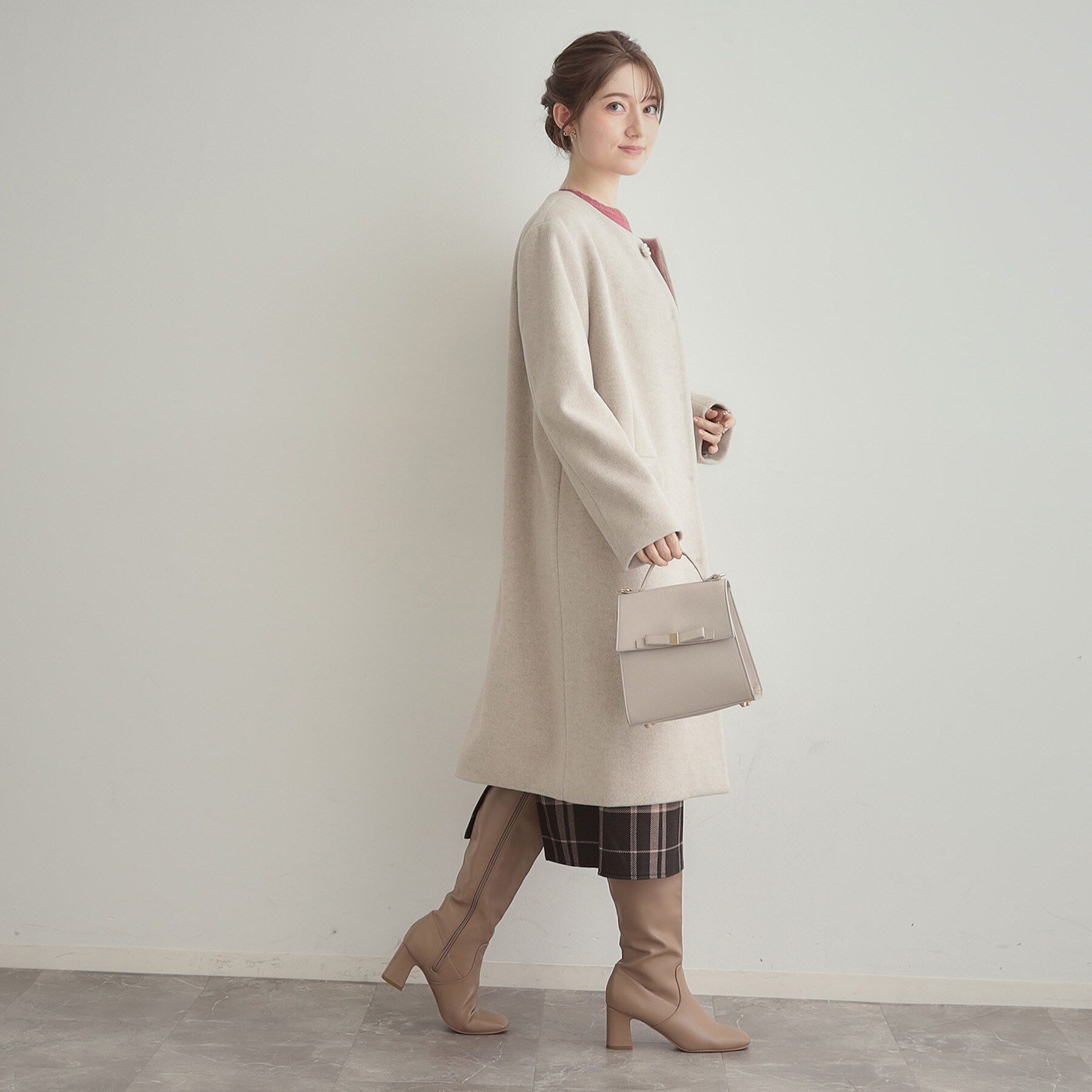 Couture broach「【通勤/ビジューブローチ付き】ノーカラー ロングコート」|ノーカラーコート|