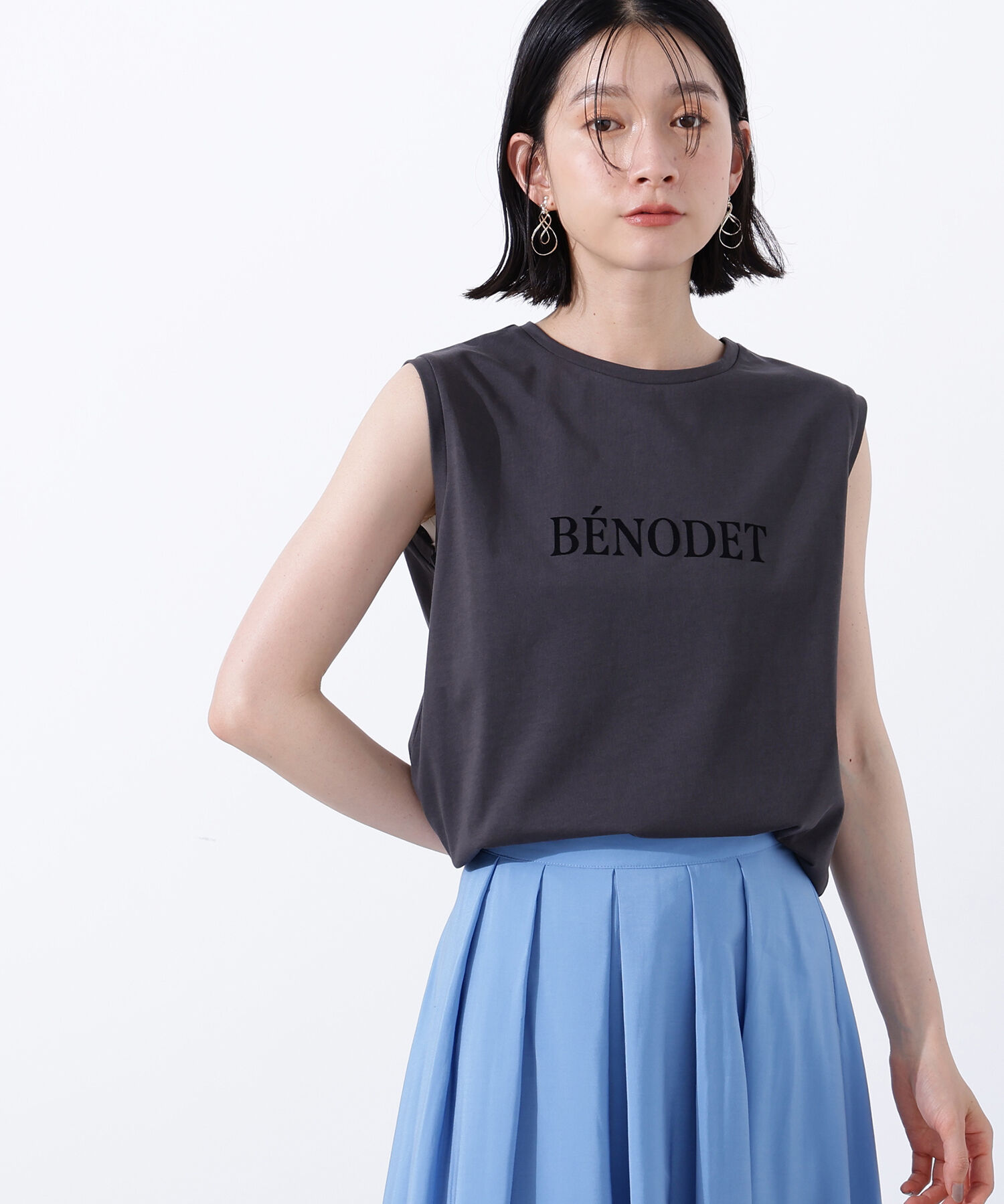  「フロッキープリントノースリーブTシャツ」|Tシャツ・カットソー|