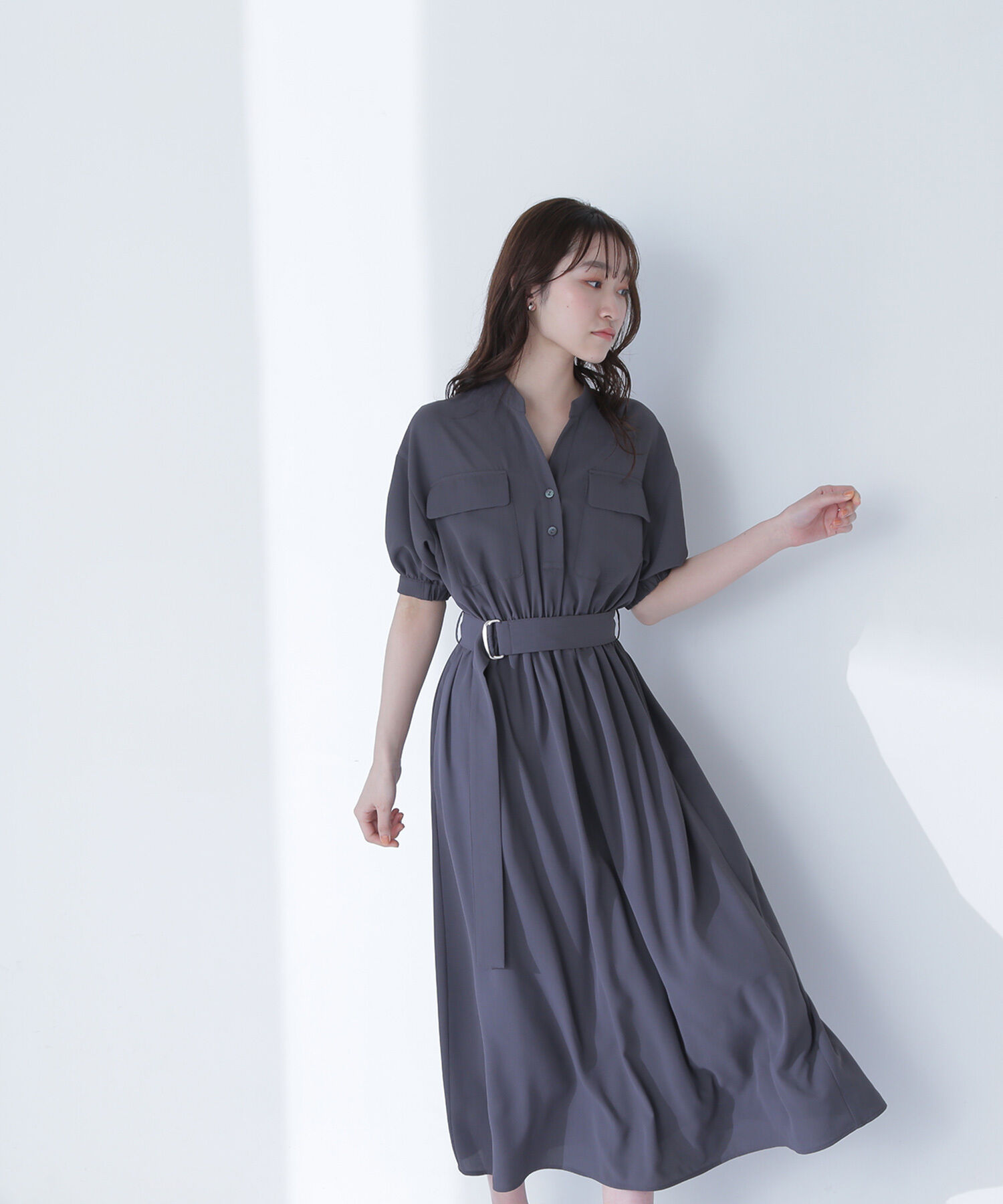  「ダブルポケットフォルムワンピース」|ワンピース|チャコール1