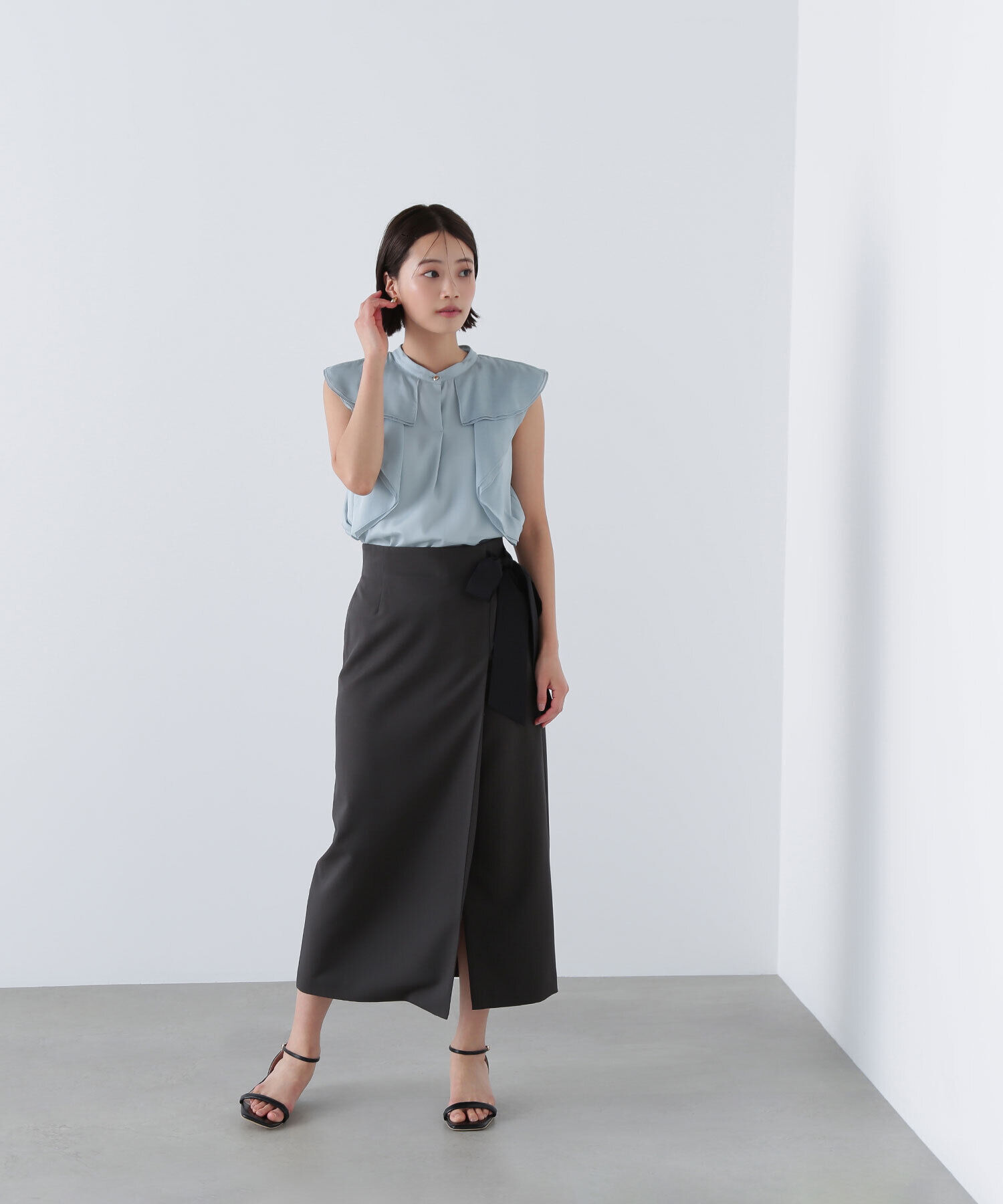  「ラッフルシアーブラウス」|シャツ・ブラウス|