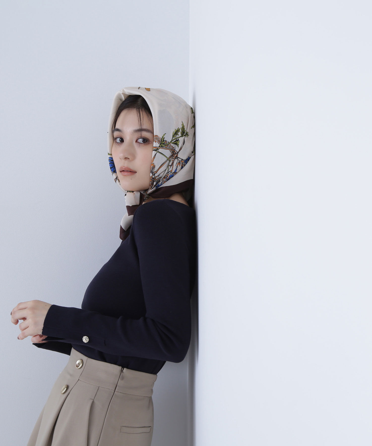  「総針ベーシックシリーズ スクエアネックニット」|ニット・セーター|