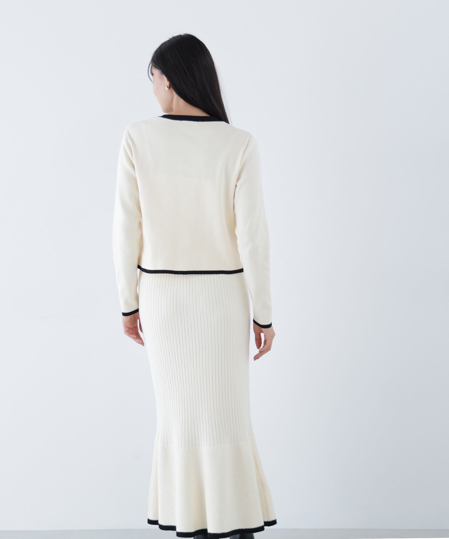  「バイカラーニットジャケット＆スカート」|ワンピース|