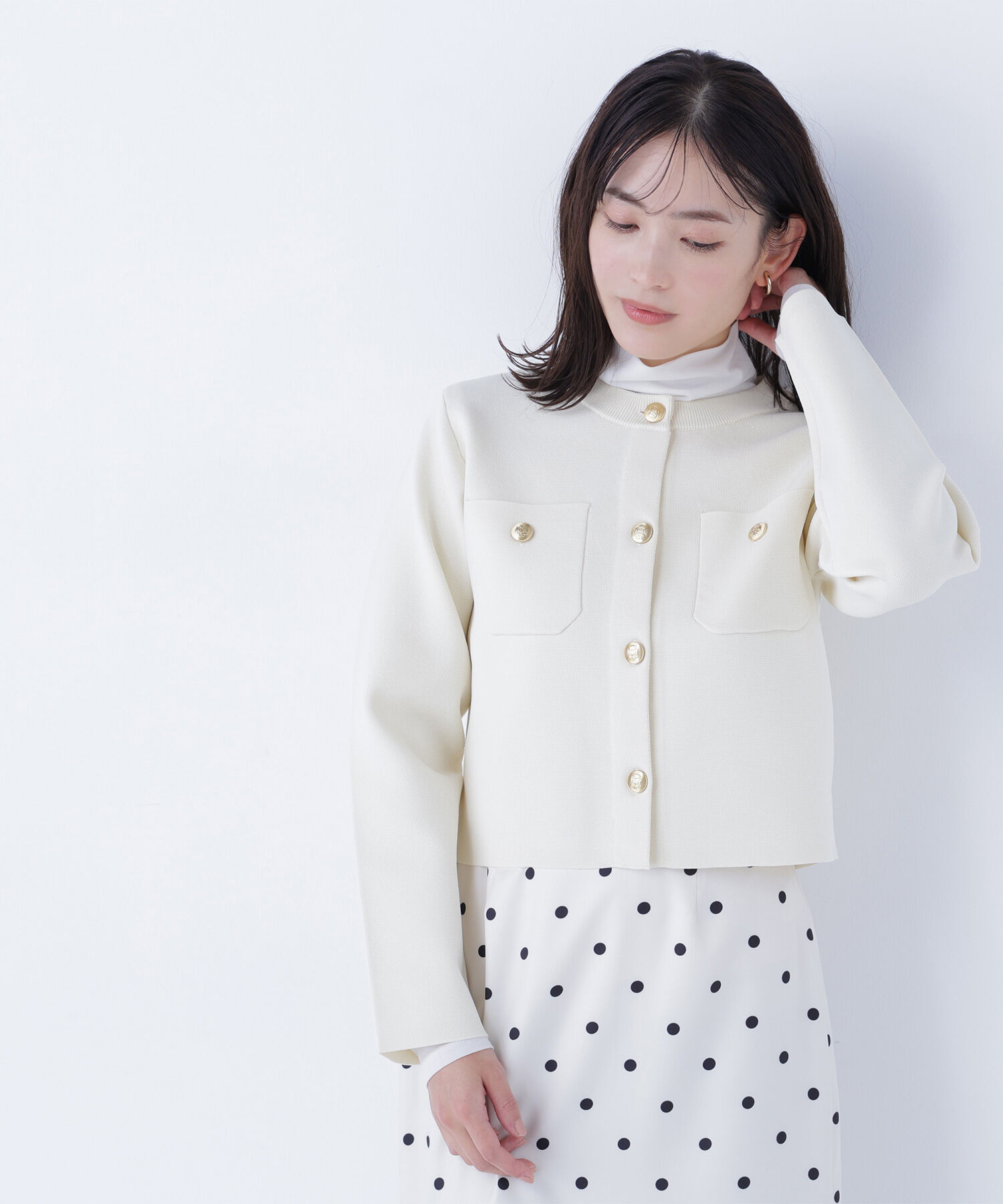  「エンブレムボタンニットジャケット」|ニット・セーター|