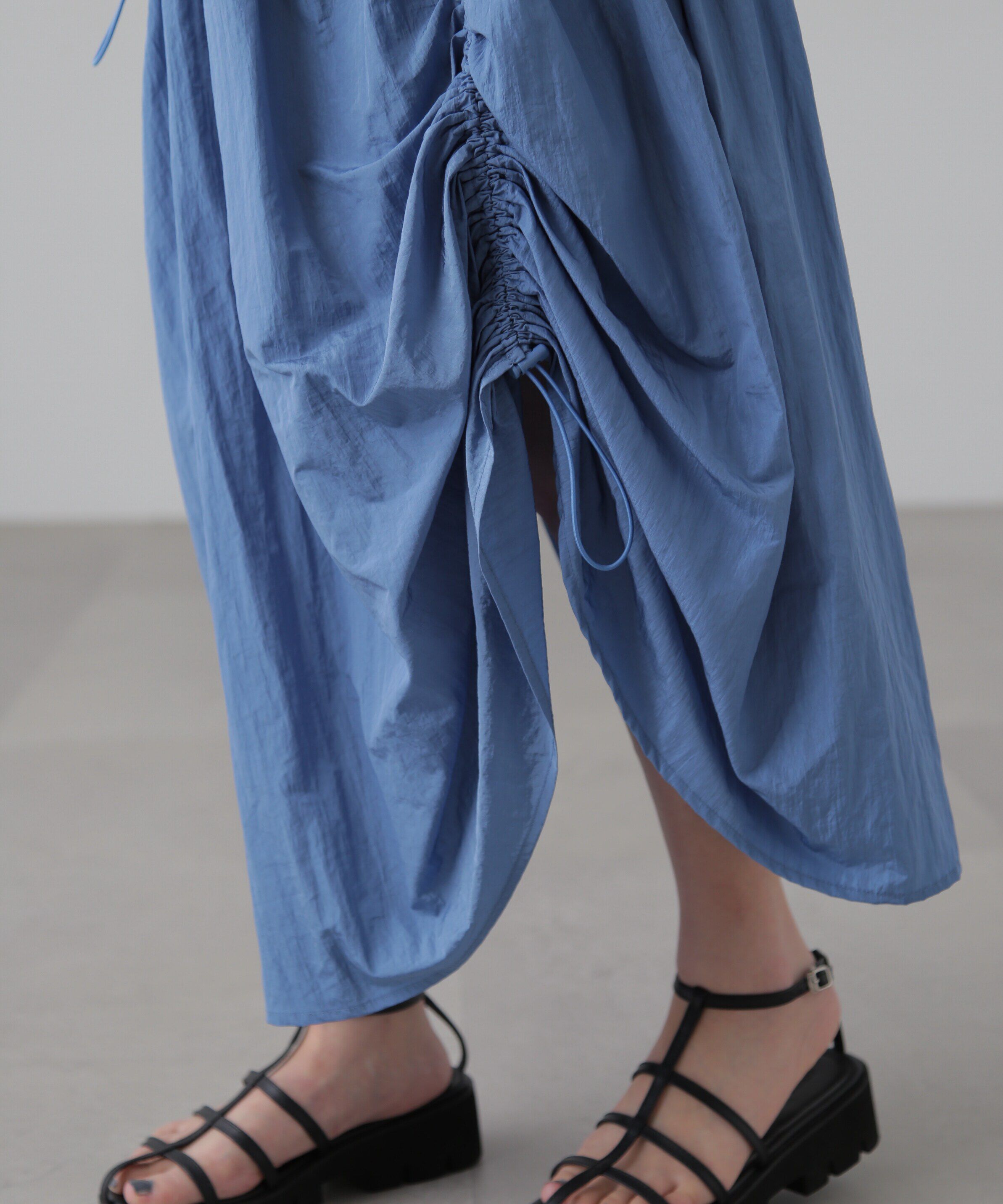  「ナイロンドロストシャーリングスカート」|スカート|