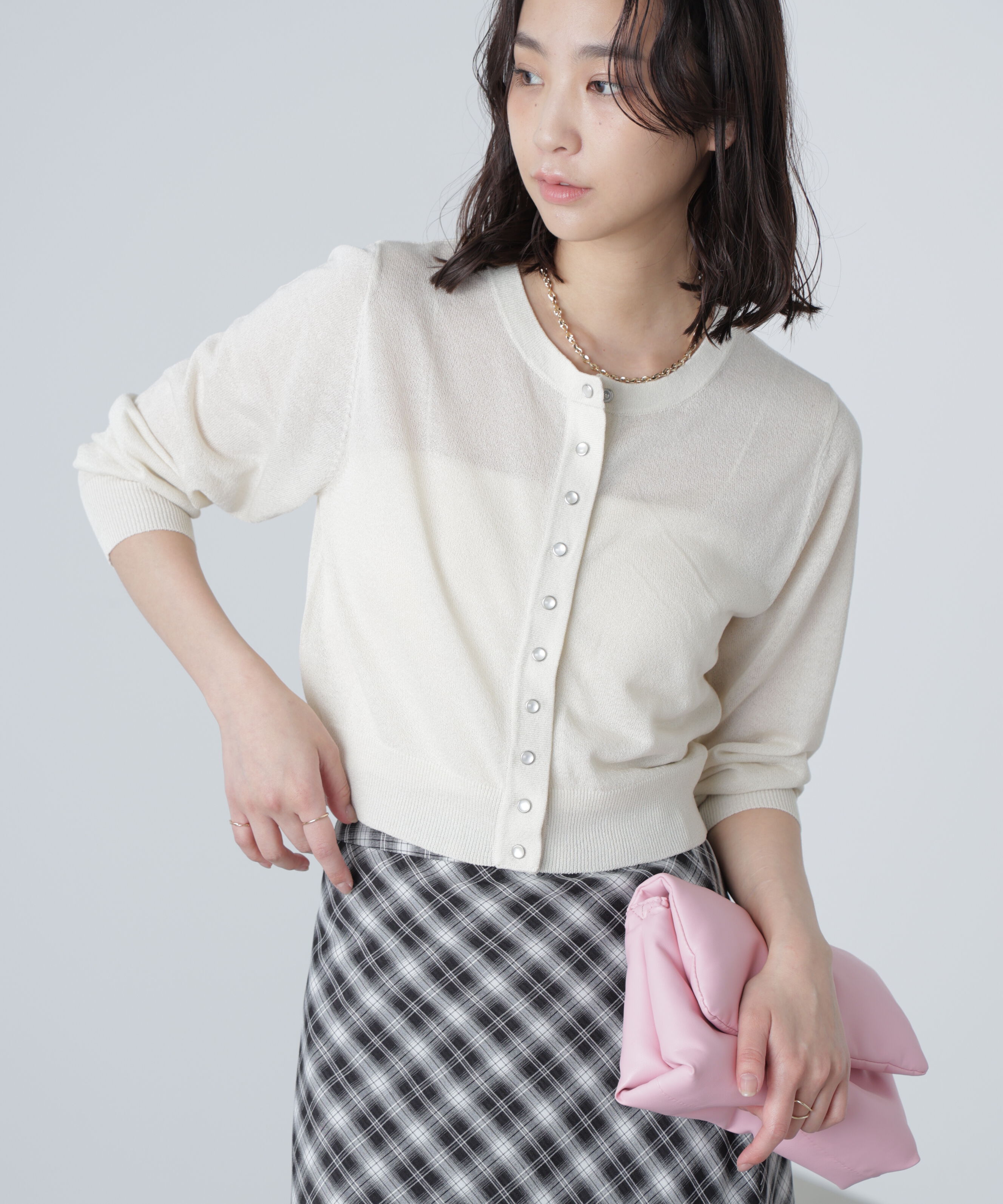  「ドットボタンクルーネックカーディガン」|ニット・セーター|