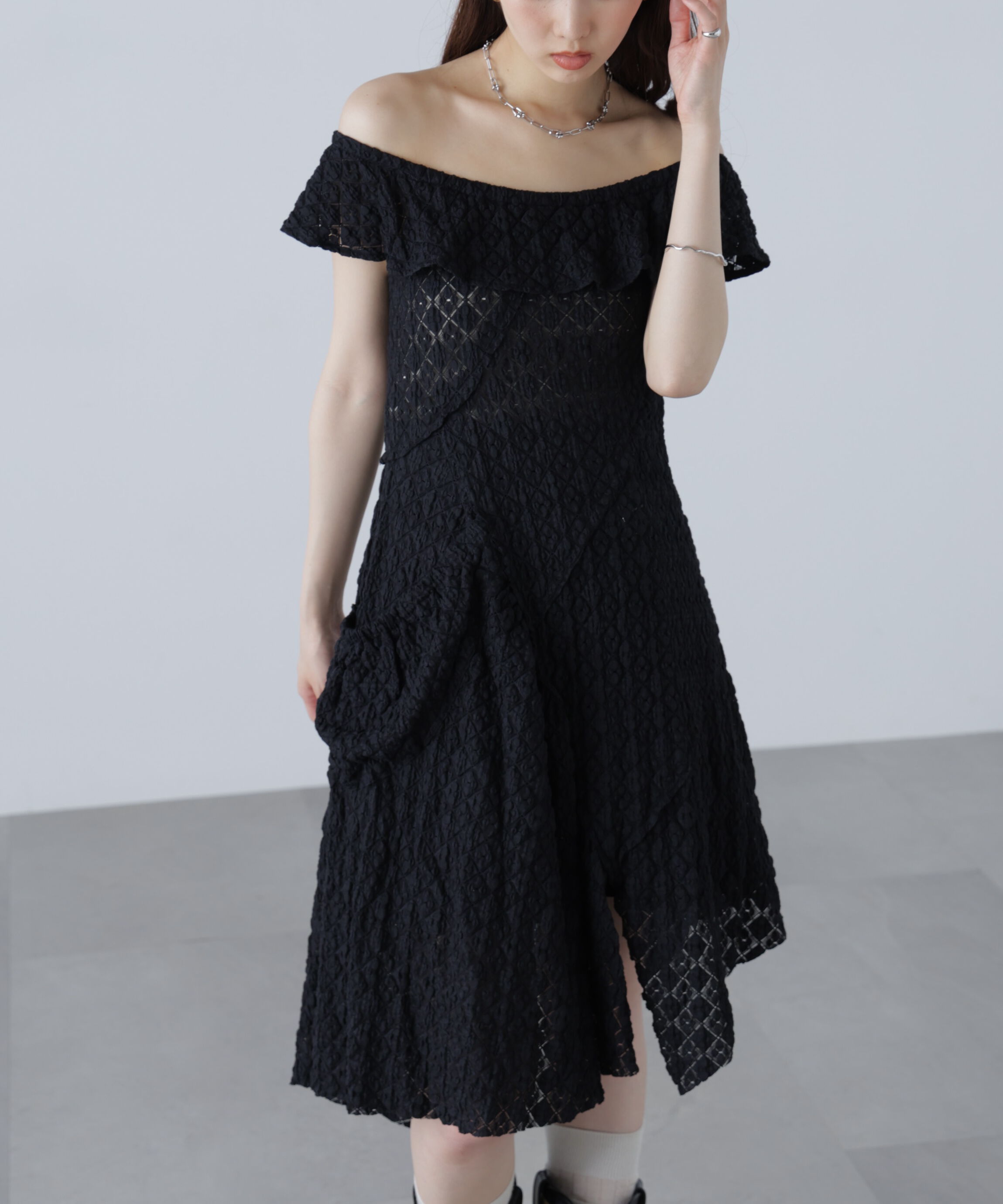  「イレヘムオフショルミニワンピース」|ワンピース|