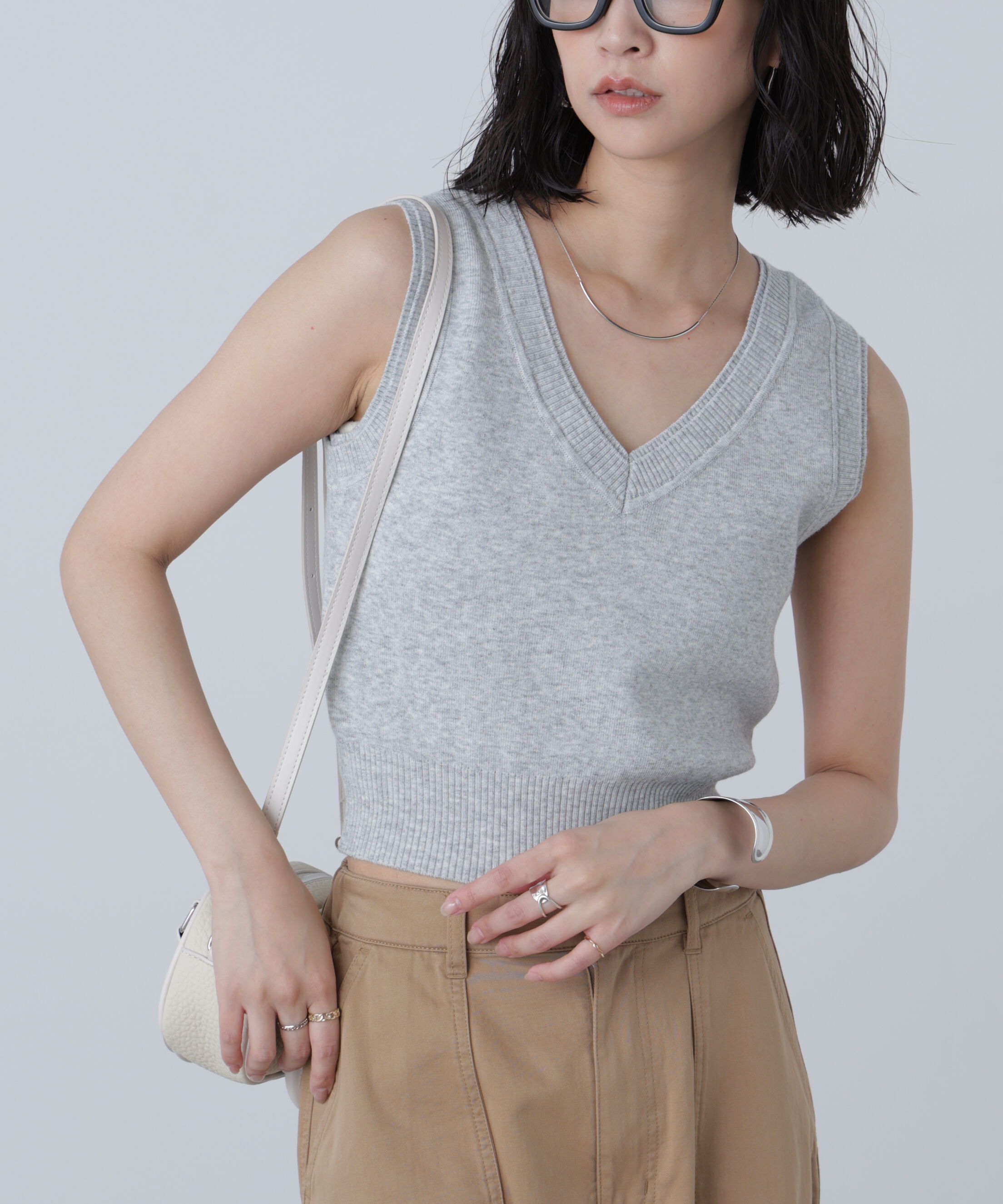  「レイヤードネック前後2WAYニットベスト」|ニット・セーター|