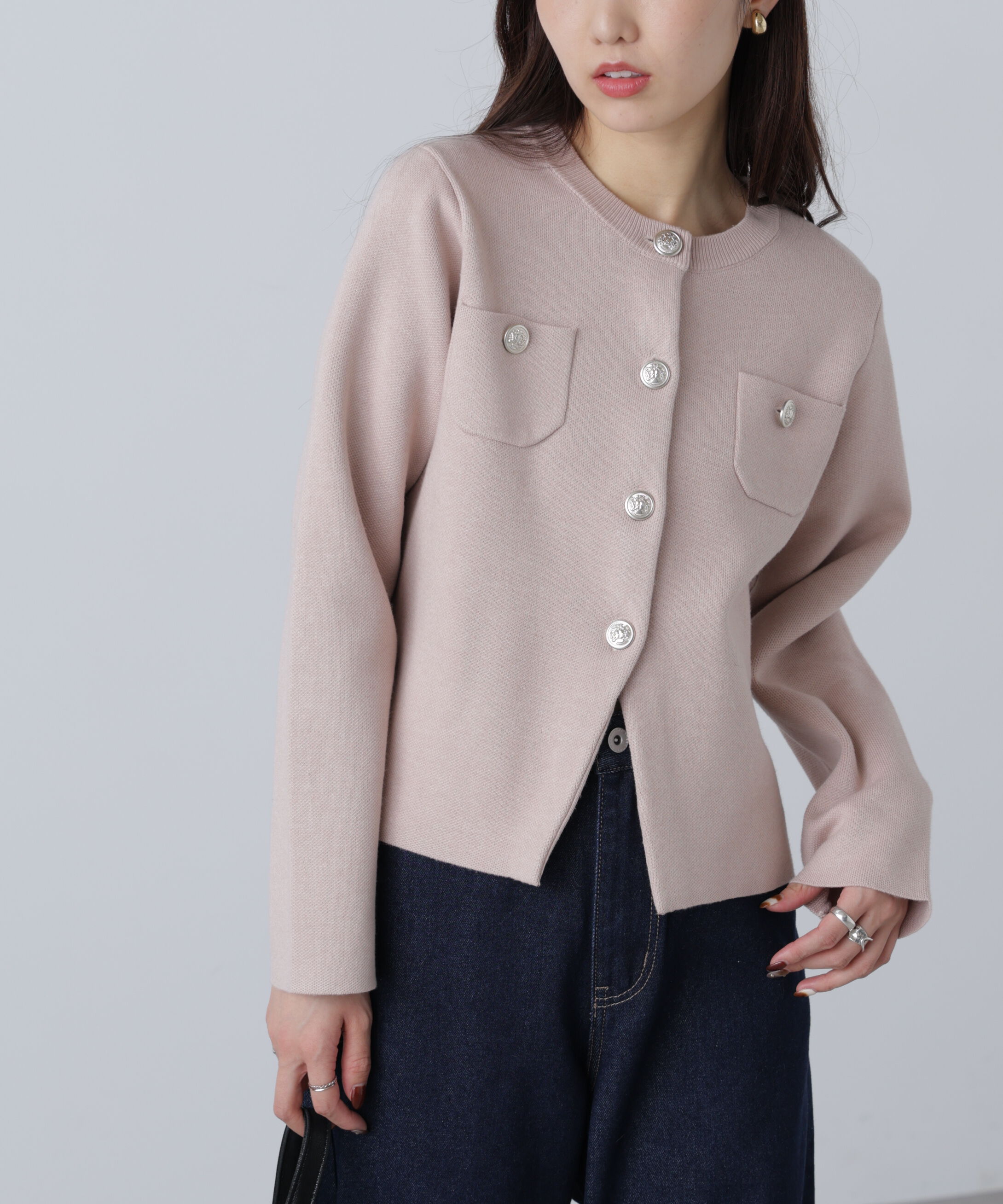  「エンブレムボタンニットカーディガン」|ニット・セーター|
