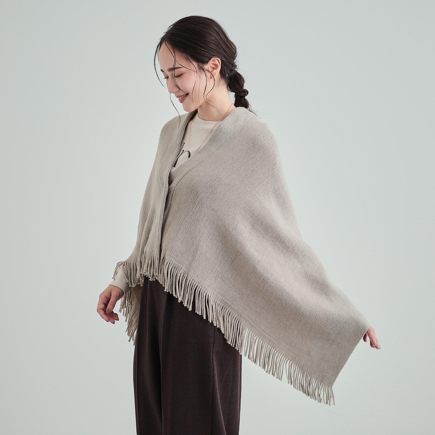 SHOO･LA･RUE「【2WAY】大人のきらめき ラメライン ラッセルケープ」|ストール|